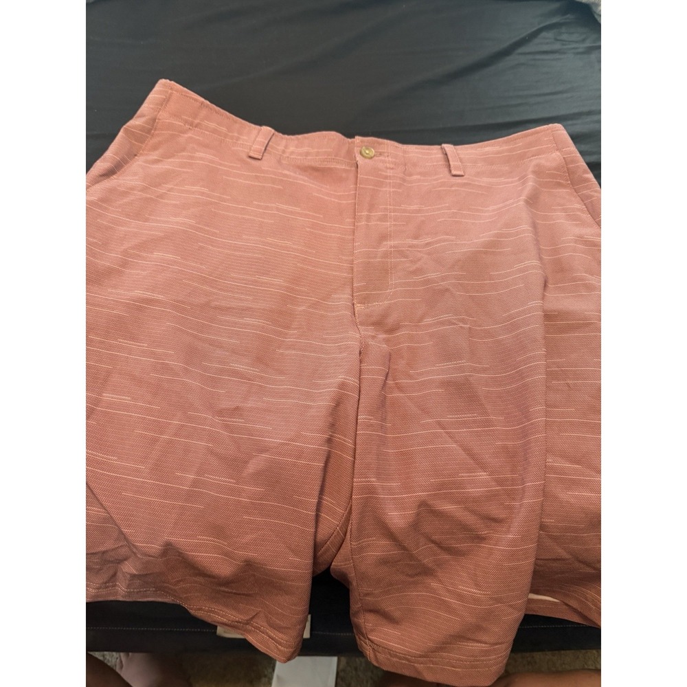 JACK NICKLAUS ROSE COLOR TWILL BERMUDA GOLF SHORTS SIZE 38